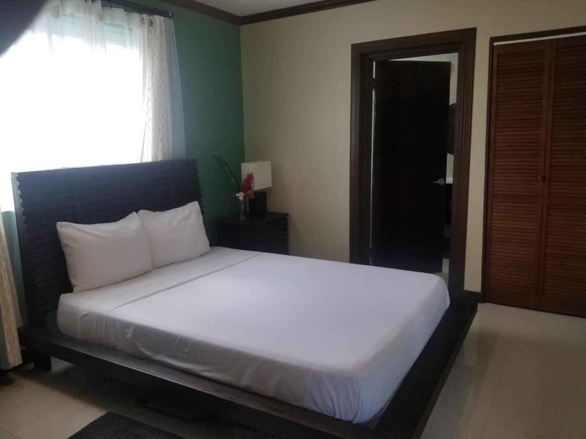 Inn The Town Порт-Антонио Экстерьер фото