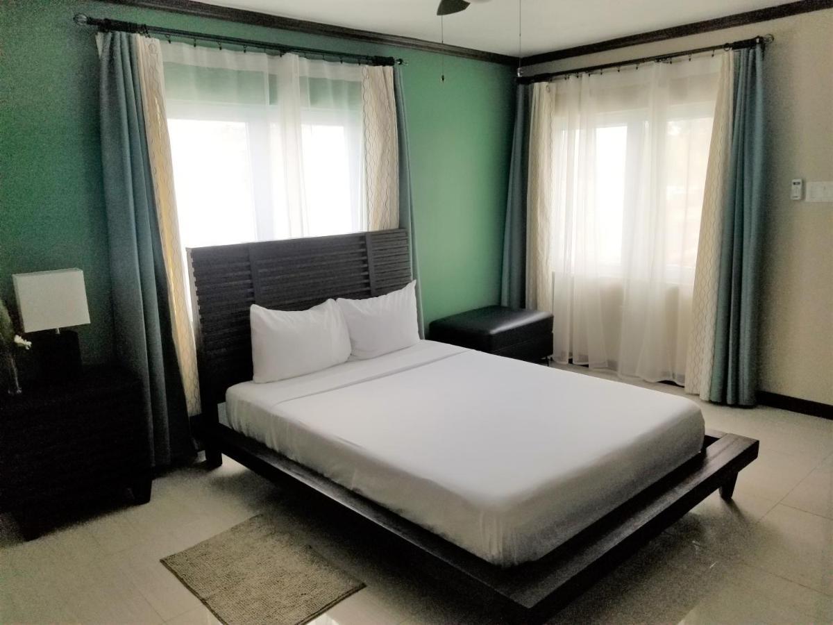 Inn The Town Порт-Антонио Экстерьер фото